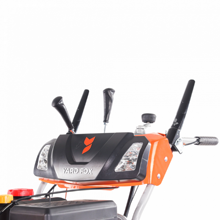 Бензиновый снегоуборщик Yard Fox Pro 7154E