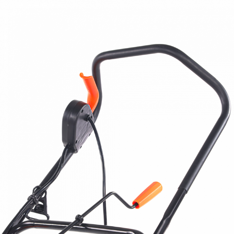 Электрический снегоуборщик Yard Fox Basic 5633E